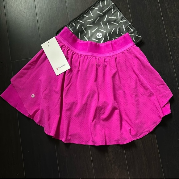 lululemon athletica Dresses & Skirts - Lululemon Court Rival Skirt Size 6 Long in Perforated Purple Highlight